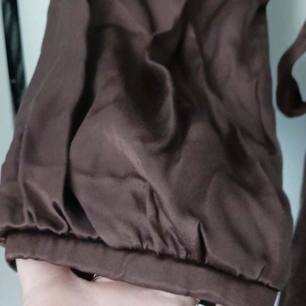 NWT Krisa Puff Sleeve Wrap Dress in Cocoa - Picture 6 of 9